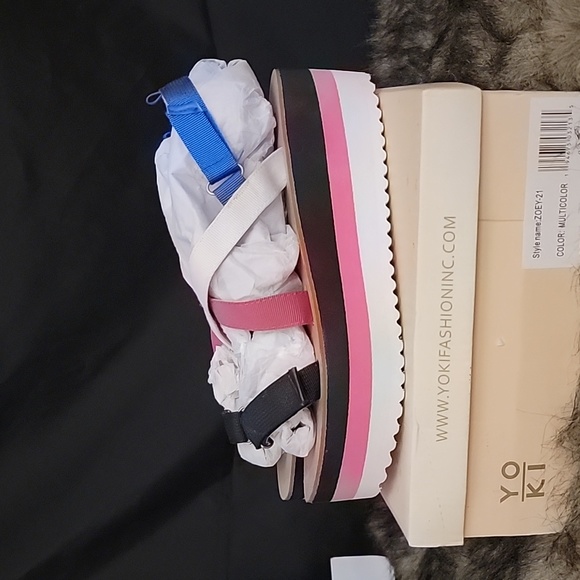 NWT Yoki Chunky Sole Sandles 10 M - Picture 3 of 8